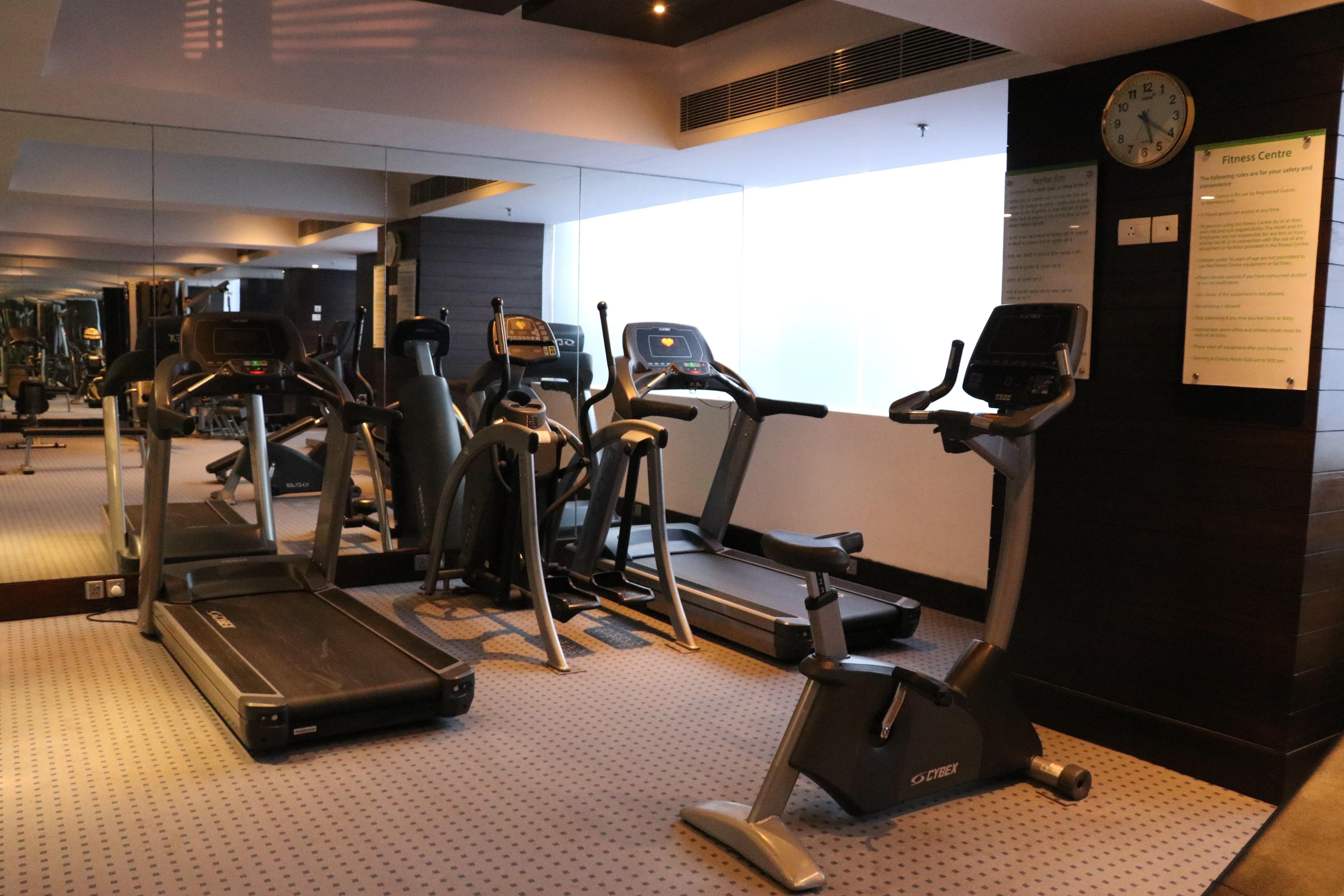 Holiday Inn Chandigarh Panchkula, An Ihg Hotel Eksteriør bilde A gym in a hotel